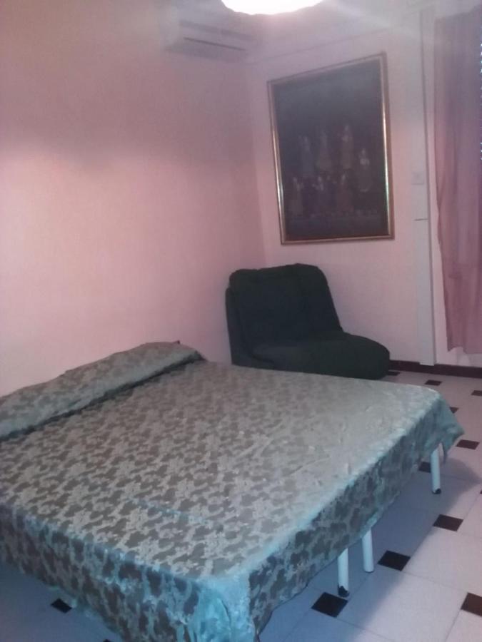 Casa Vacanze Gilli Hotel Каляри Екстериор снимка